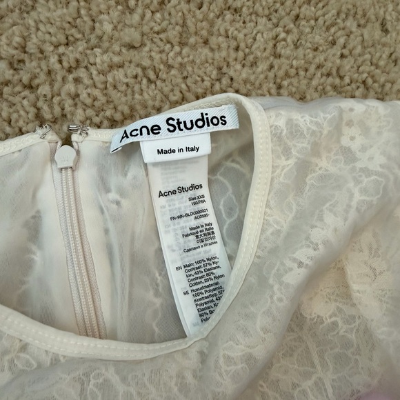 Acne Studios bow blouse with lace details runway - Picture 2 of 6